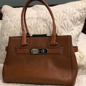 Coach Swagger Carryall in saddle pebbled leather w/ silver hardware